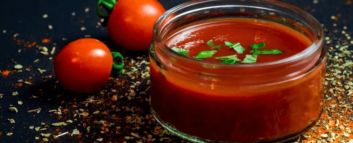 Czy sos może być dietetyczny? Sprawdź przepisy na zdrowe sosy!