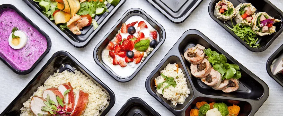 Dieta pudełkowa z wykluczeniami. Spersonalizowany catering dietetyczny